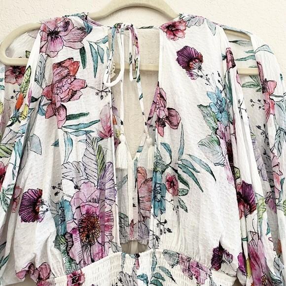 Lovestitch Women's Floral Smocked Baby Doll  Small‎ V neck Dress - Picture 12 of 15